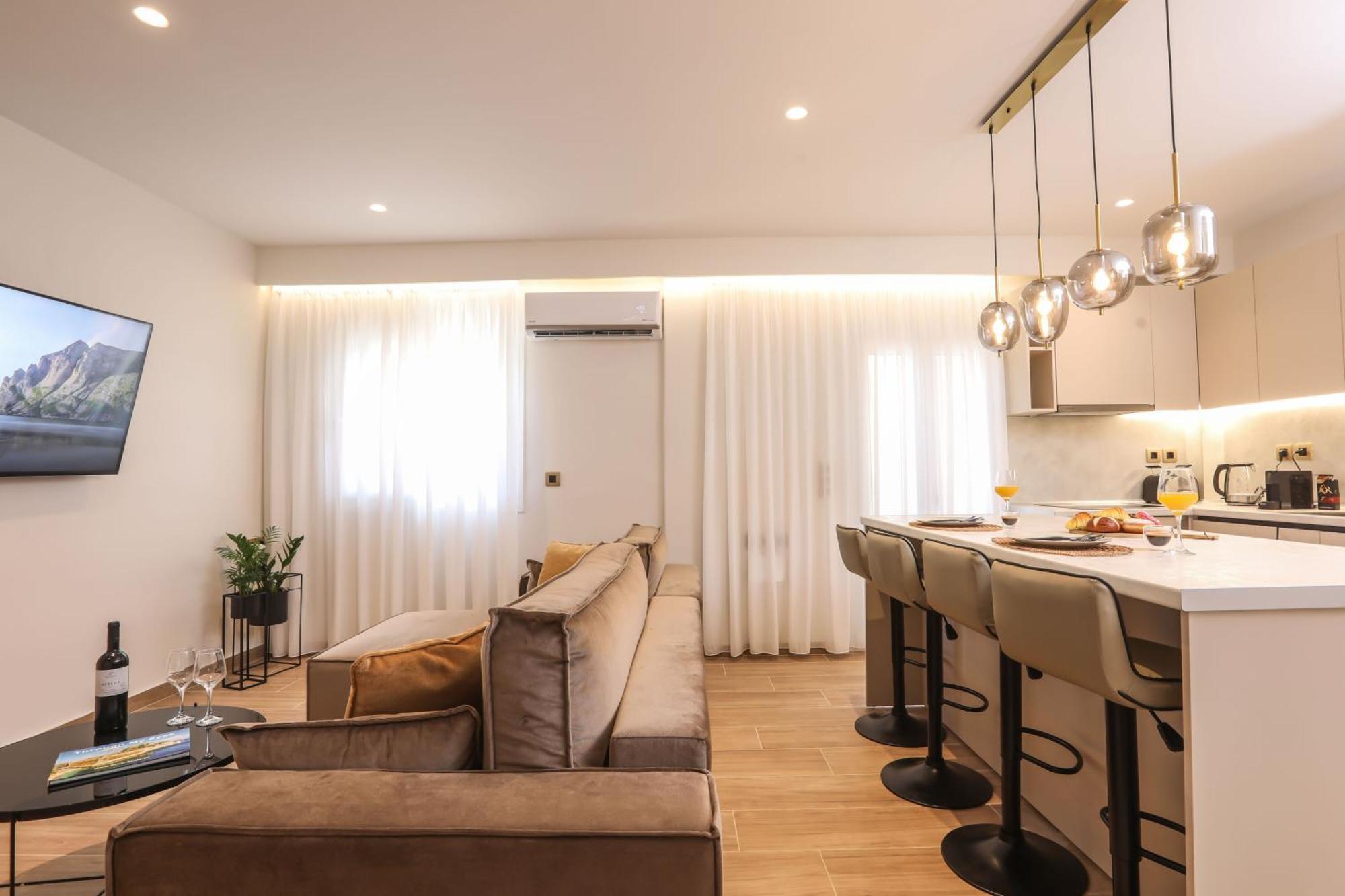 Olive Luxury Suite コルフ島 エクステリア 写真