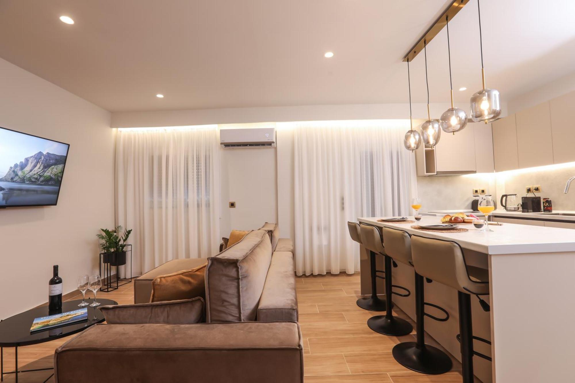 Olive Luxury Suite コルフ島 エクステリア 写真